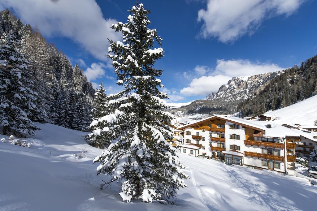 Savoy Dolomites Luxury & Spa Hotel Selva di Val Gardena Exteriör bild