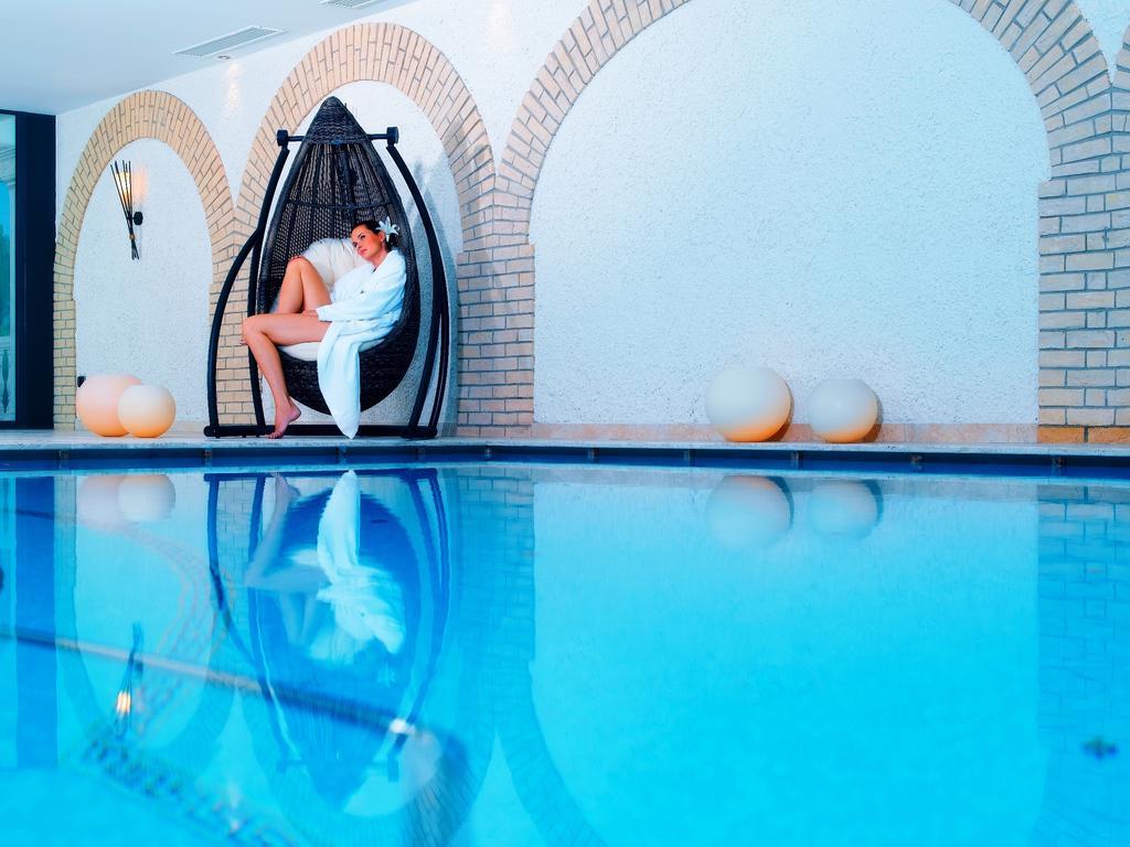 Savoy Dolomites Luxury & Spa Hotel Selva di Val Gardena Exteriör bild