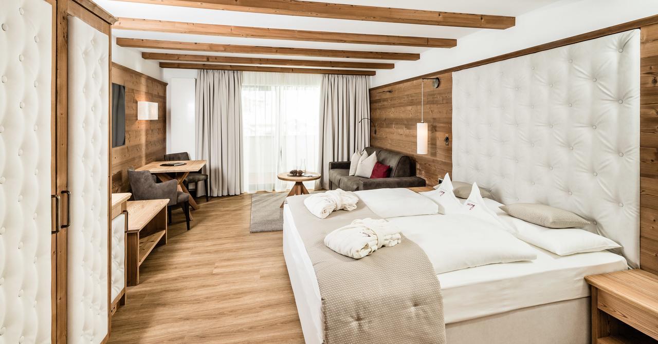 Savoy Dolomites Luxury & Spa Hotel Selva di Val Gardena Exteriör bild