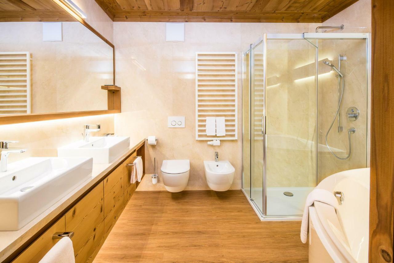 Savoy Dolomites Luxury & Spa Hotel Selva di Val Gardena Exteriör bild